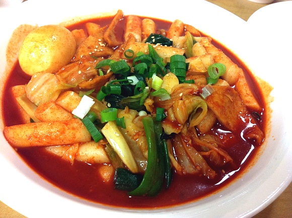 Dumpling Hot Pot, Korean Mandu Jeongol Recipe & Video - Seonkyoung