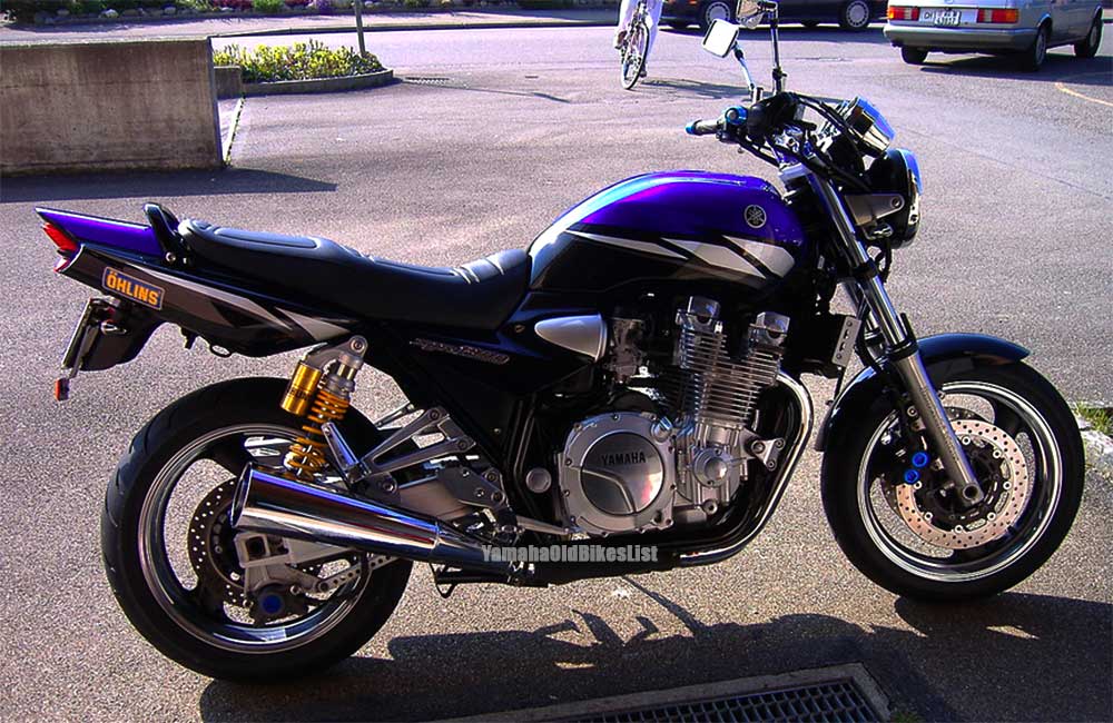 1999 Yamaha XJR1300 Old