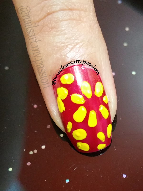 Tutorial 8: Red with Yellow flowers Nails