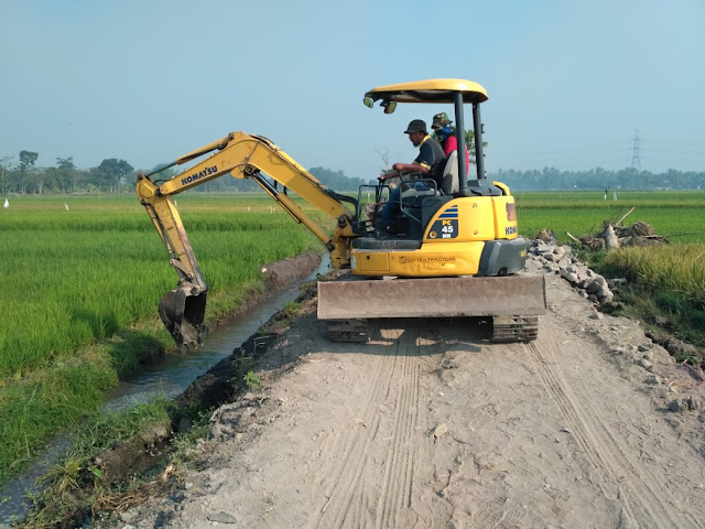 Alat Berat Diturunkan Kodim Klaten, Guna Kelancaran Pembuatan Talut Sasaran TMMD Reg 105