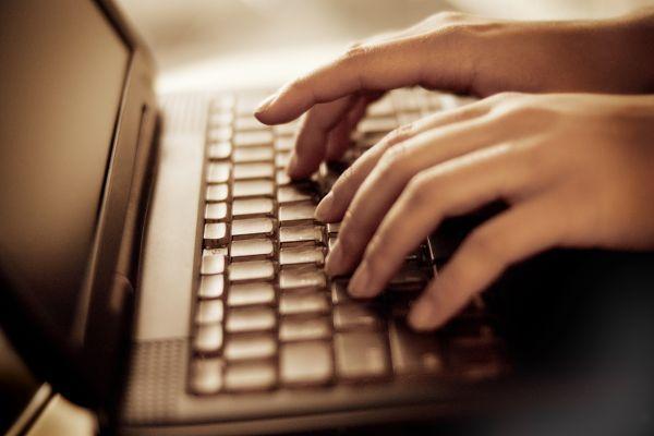 Content Writing Jobs In Delhi And NCR For 12th Pass, UG, Graduate Writers