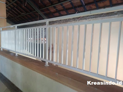 Repeat Order pesanan Kursi Taman Besi dan Balkon Besi Minimalis SDIT Insan Mandiri di Kalibata Jakarta Selatan Repeat Order pesanan Kursi Taman Besi dan Balkon Besi Minimalis SDIT Insan Mandiri di Kalibata Jakarta Selatan