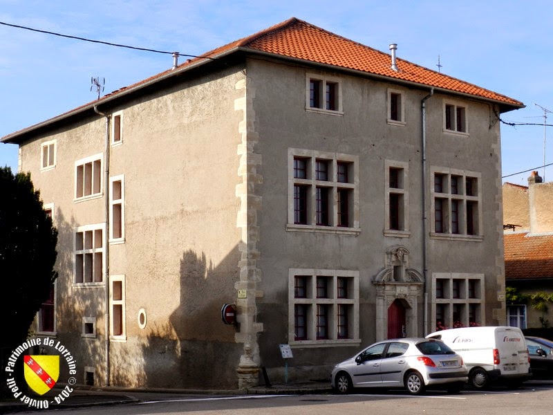 VIC-SUR-SEILLE (57) - Maison (XVIIe siècle)
