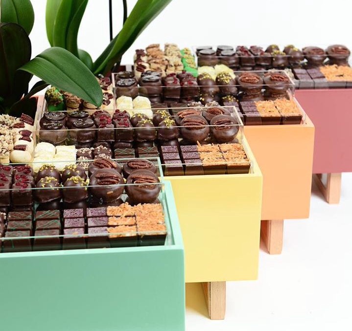 Dubai Gift Items Wooden Boxes (+971502876798))