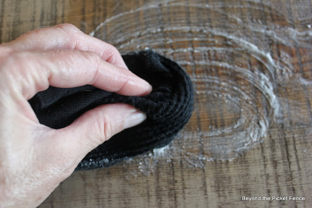 12 days of Christmas Merry Chrismoose http://bec4-beyondthepicketfence.blogspot.com/