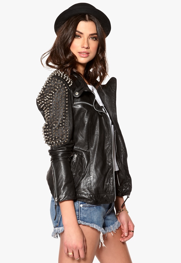 Leather Beauty: 