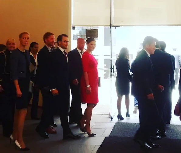 The Crown Princess couple is accompanied by Minister of Infrastructure Anna Johansson. The visit begin in Peru on 18 October and ends in Colombia on 23 October.