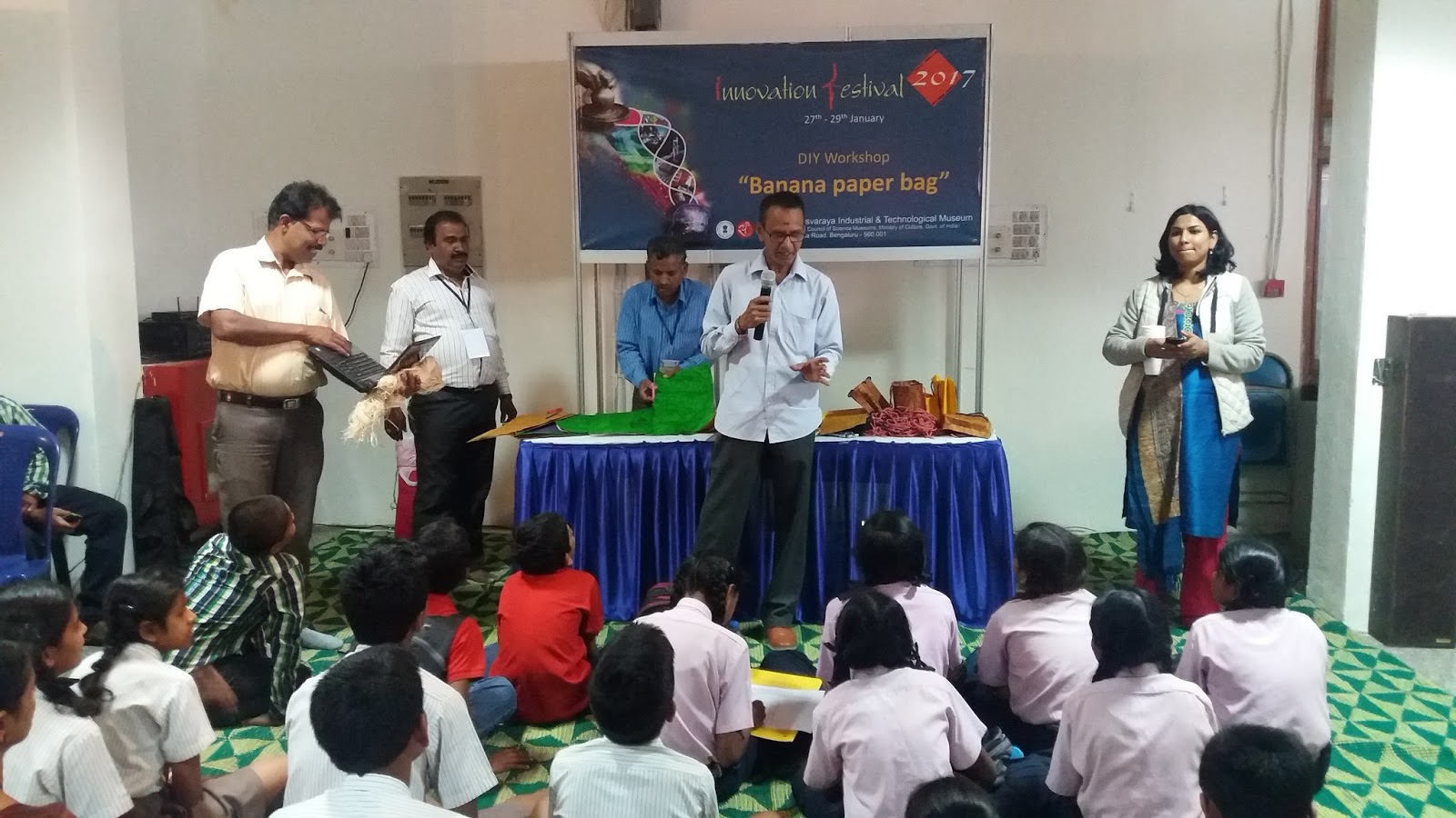Eco Green Unit Banana fibre paper bag making Training for School Children Visveswaraya Museum