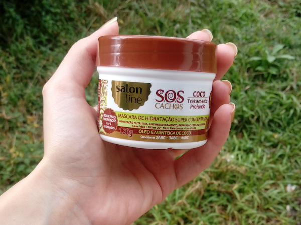 Umectação com Salon Line S.O.S Cachos Coco
