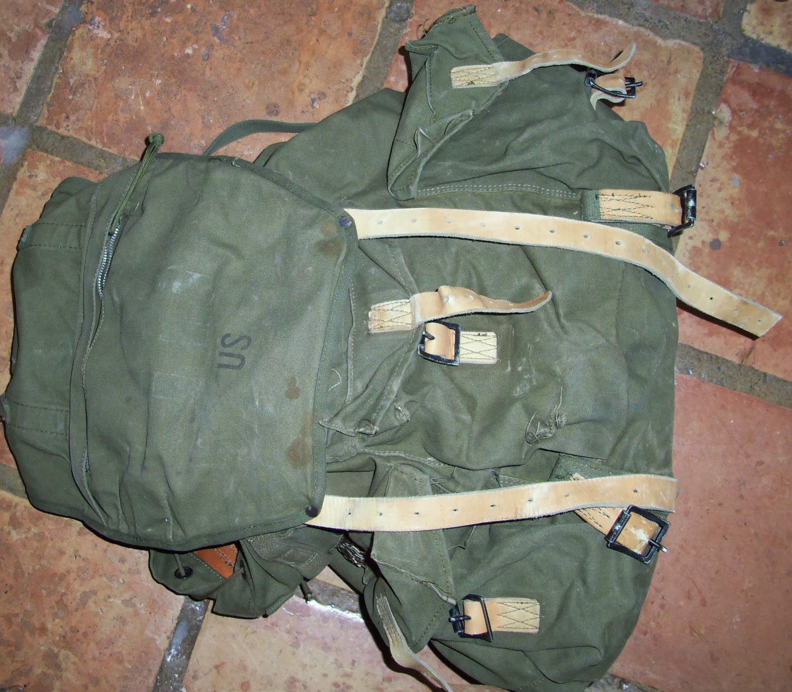 Webbingbabel: Vietnam SF, LRRP Backpack, M1952 Fieldpack