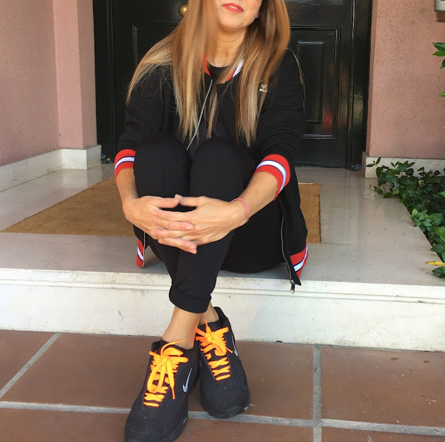 Look of the day, Carmen Hummer, Style, Makeup, maquillaje, Beter, lifestyle, shopping, outfit, cool, sneakers, bomber, sunglasses, fashionblogger
