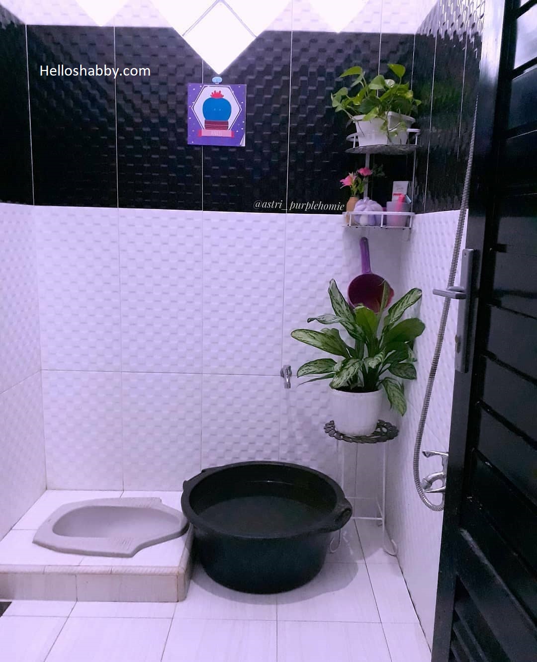 6 Desain Kamar Mandi Minimalis Modern Dengan WC Jongkok ~ HelloShabby