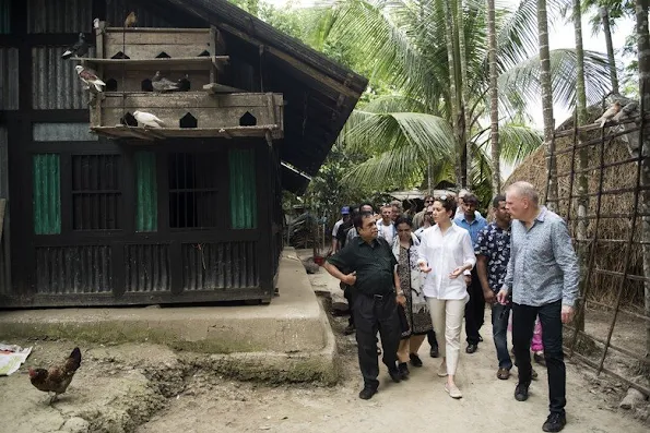 Crown Princess Mary of Denmark visited Bangladesh together with Minister for Development Cooperation, Ulla Pedersen Tørnæs
