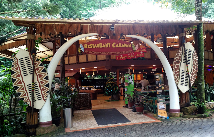 Pengalaman Menginap di Caravan Taman Safari Lodge bankjim Pengalaman Menginap di Caravan Taman Safari Lodge bankjim