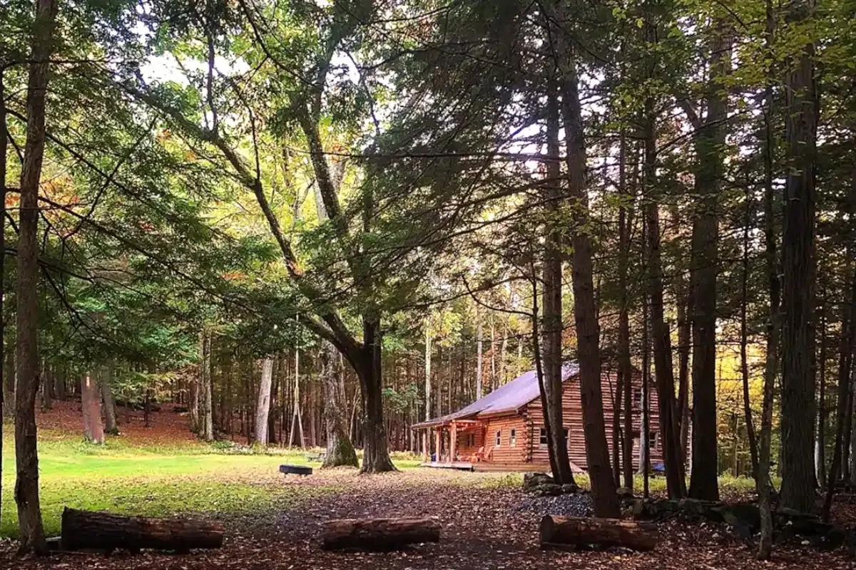 a-hand-built-Log-Cabin-available-for-rent-on-airbnb-on-new-york-in-the-wood