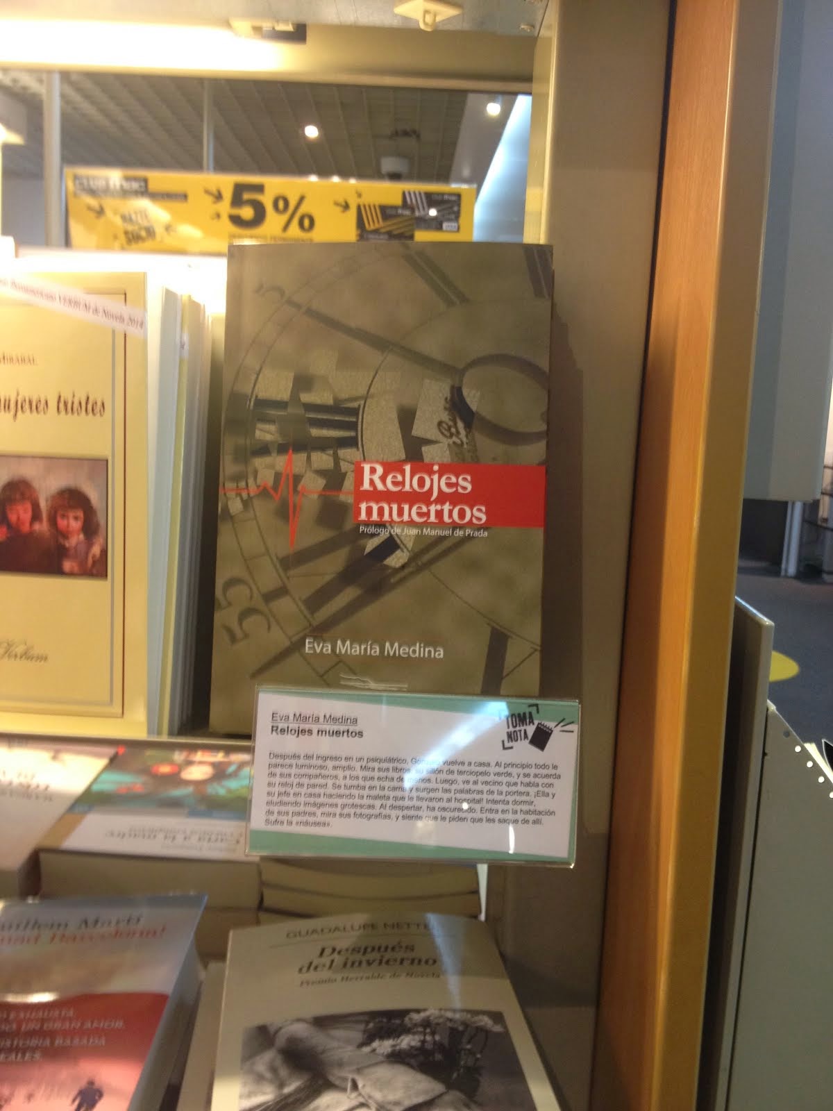 RELOJES MUERTOS, LIBRO DESTACADO EN EL FNAC DE CALLAO