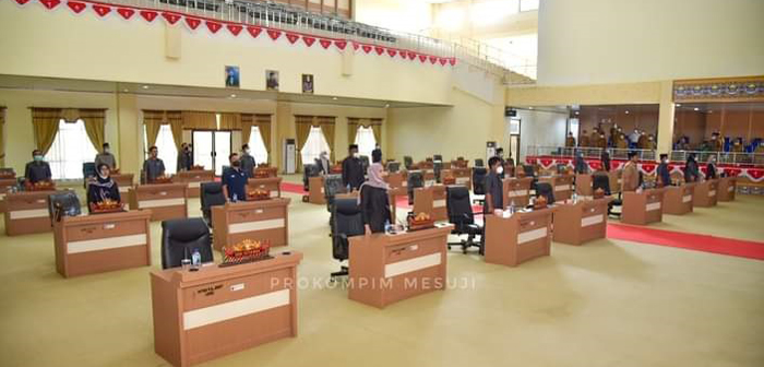 DPRD Mesuji Menggelar SIdang Parupurna Penyampaian LKPJ Bupati TA 2020