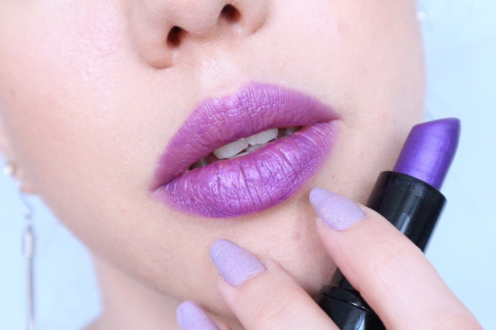 blue hair purple lipstick