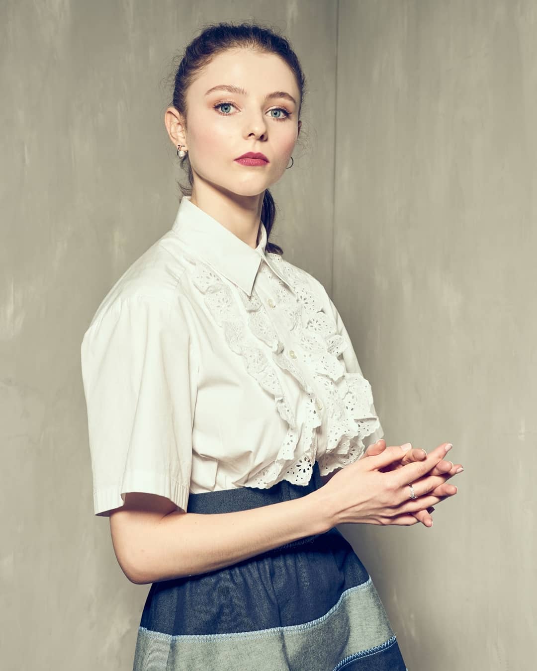 Thomasin McKenzie Wiki, Age, Biography, Birthday, Trivia, and Photos