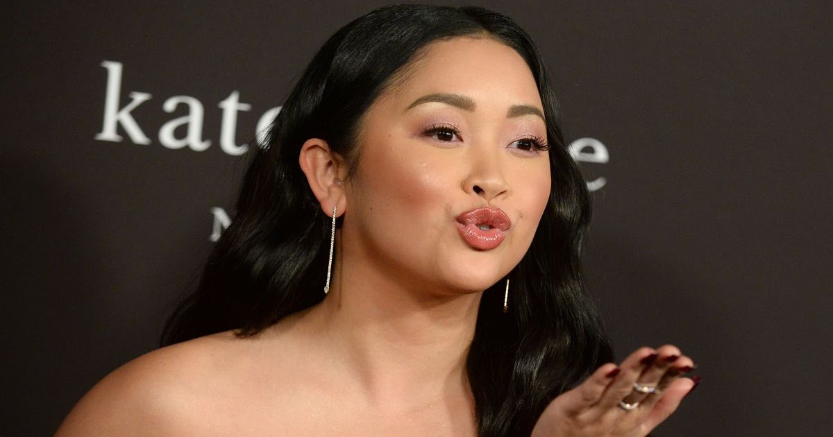 Lana Condor Clicks at 2019 Instyle Awards in Los Angeles 21 Oct-2019