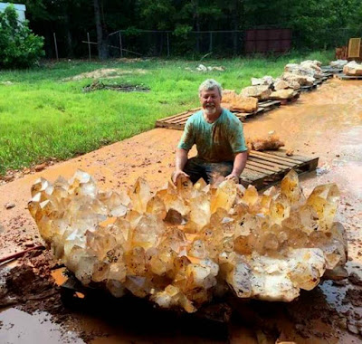 Coleman Mine Coleman Mine the Best Place to Find Quartz Crystals