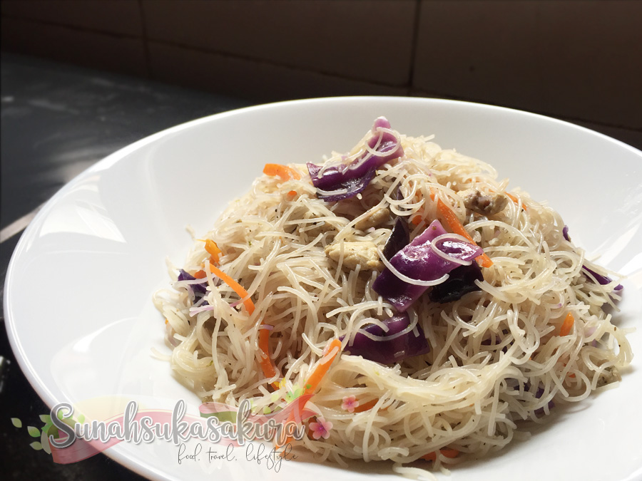 Resepi Bihun Goreng Singapore Mudah Dan Sedap Guna Ayam