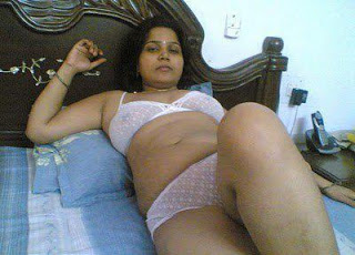 Hot Desi Aunty Videos