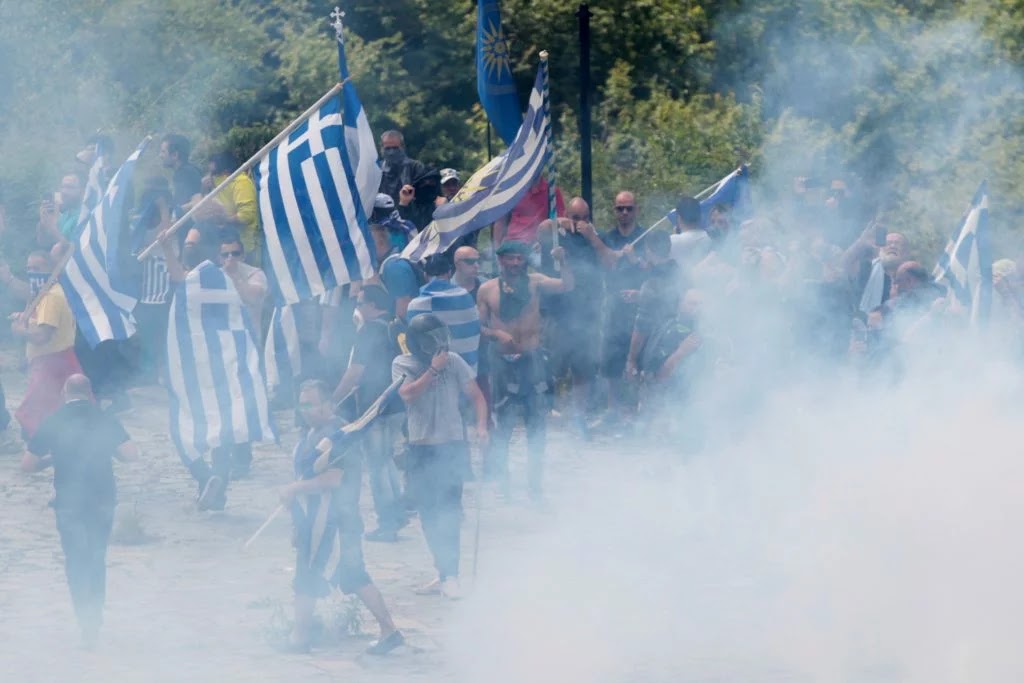 Πισοδέρι: Οι εικόνες ντροπής και θυμού με κηλίδες αίματος στη γαλανόλευκη σημαία -«Αισθανόμαστε ότι μας βίασαν» (ΦΩΤΟ-ΒΙΝΤΕΟ) Πισοδέρι: Οι εικόνες ντροπής και θυμού με κηλίδες αίματος στη γαλανόλευκη σημαία -«Αισθανόμαστε ότι μας βίασαν» (ΦΩΤΟ-ΒΙΝΤΕΟ)