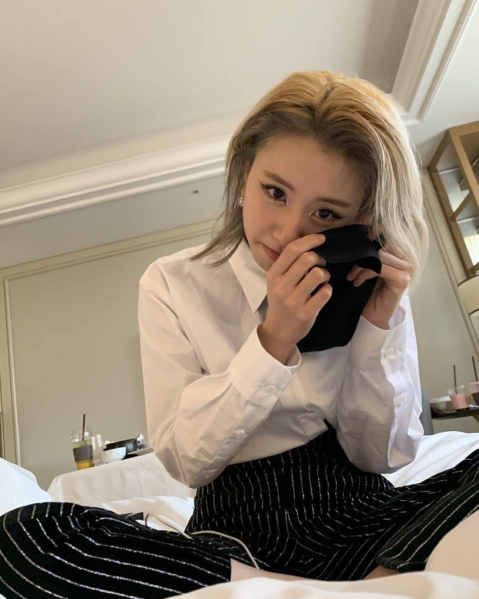 twicetagram_20210423_3.png