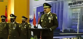 Jaksa Agung Diminta Segera Isi Jamwas, Antisipasi Jaksa 'Suka Main Mata' Jaksa Agung Diminta Segera Isi Jamwas, Antisipasi Jaksa 'Suka Main Mata'