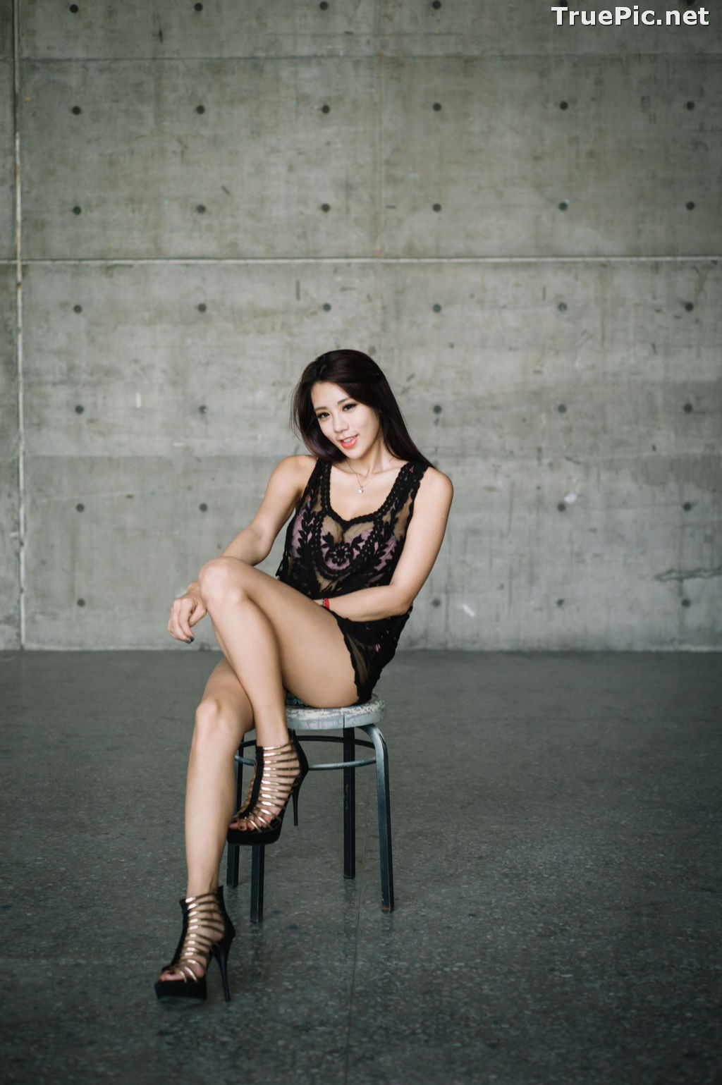 Image Taiwanese Model - 魏曼曼 (Amanda) - Bikini In The Room - TruePic.net - Picture-45