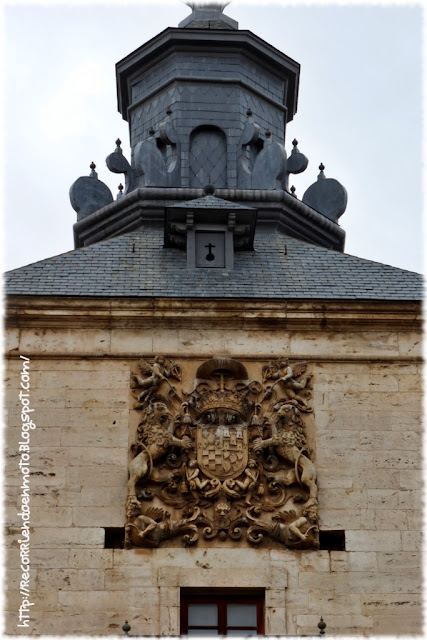 Escudo Hospital de San Agustin, Burgo de Osma