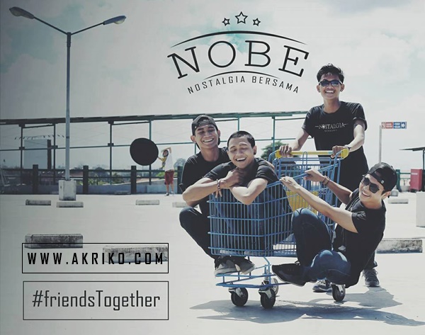 Lirik Lagu Cinta Segitiga Nostalgia Bersama (NOBE) - Jalikan.com