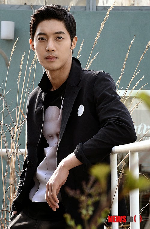 kathy bench media photos kim hyun joong interview kathy bench media photos kim hyun joong interview