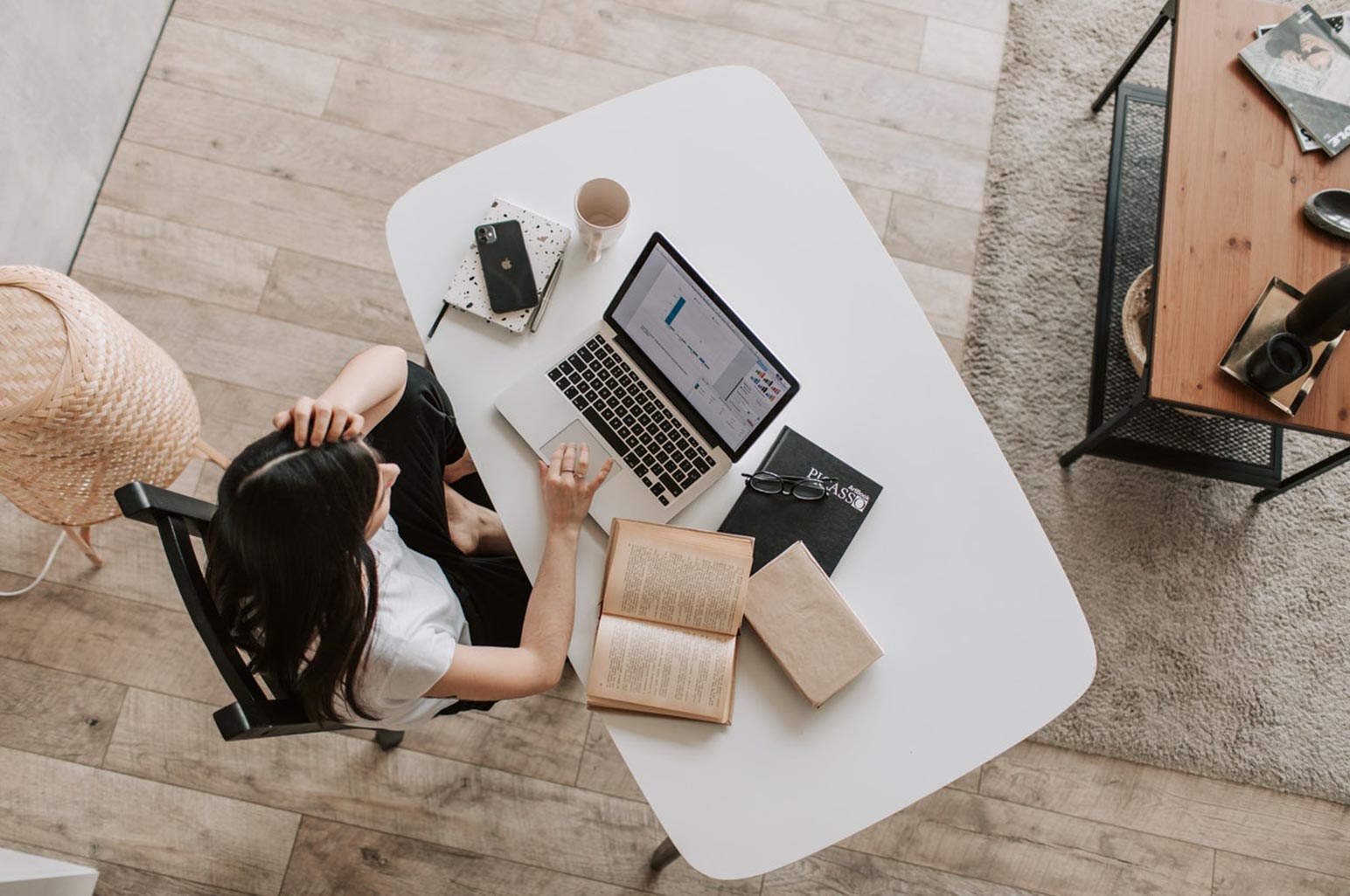 Should You Buy a Netbook or a Laptop?