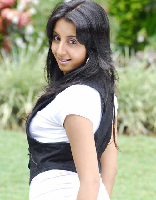 Kannada Actress Sanjana Hot Stills 2