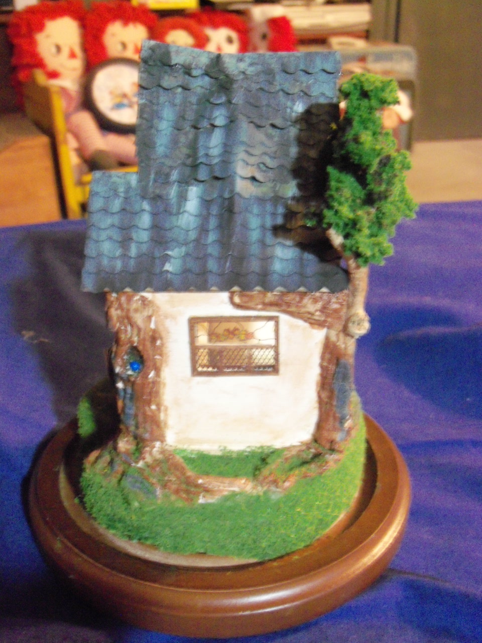 Raggedy Kingdom Acorn Wood Cottage