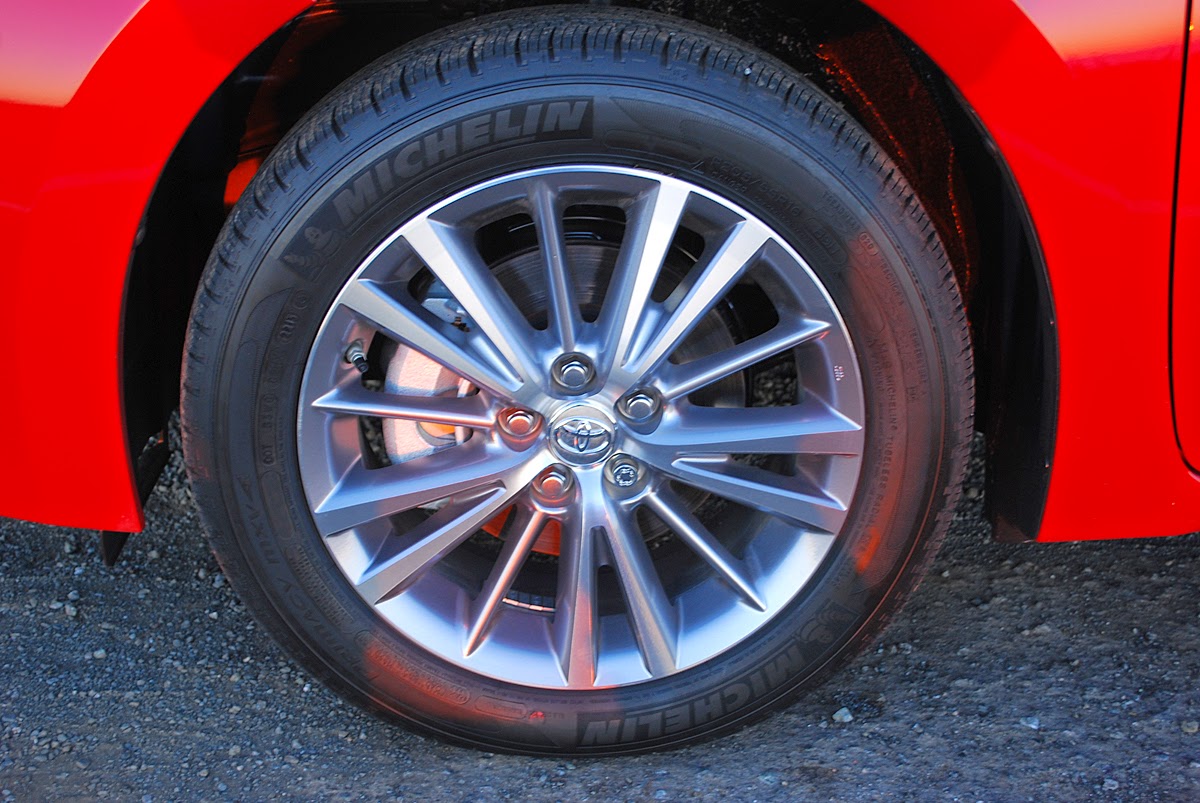 2014 Toyota Corolla LE Premium | Car Review and Modification