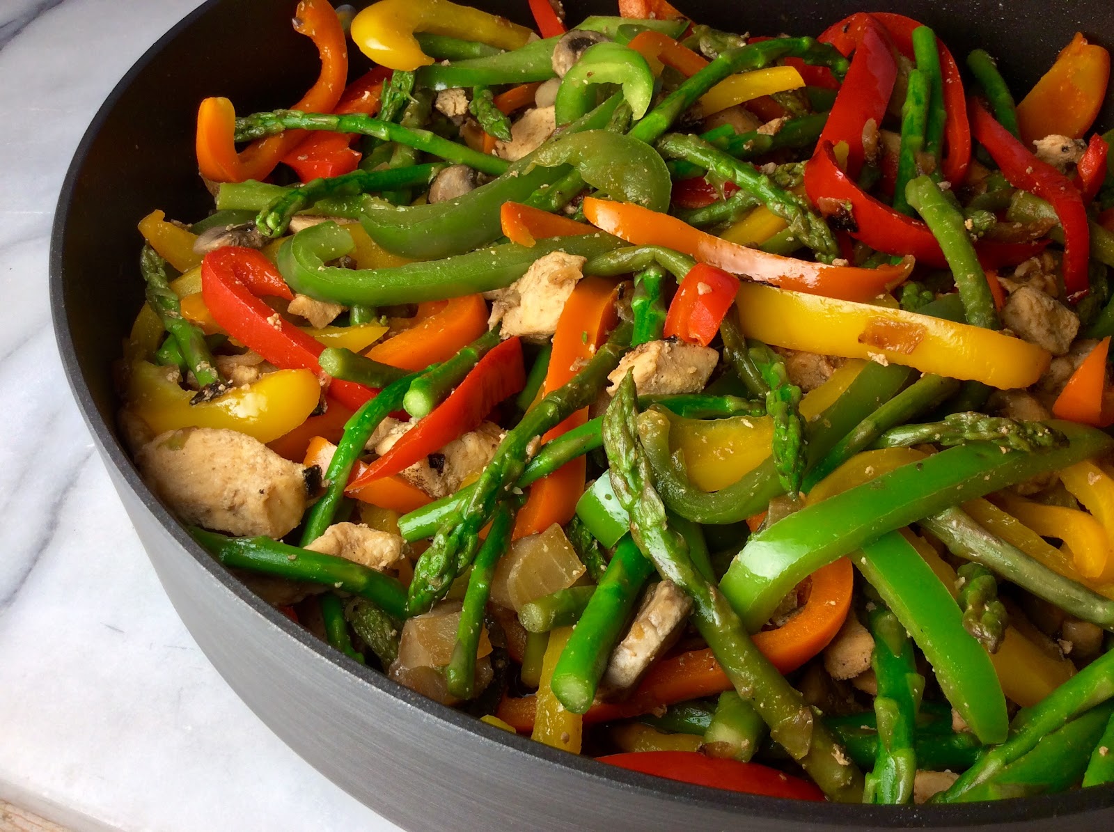 Food Fitness by Paige Garlic Chicken Asparagus Stir Fry