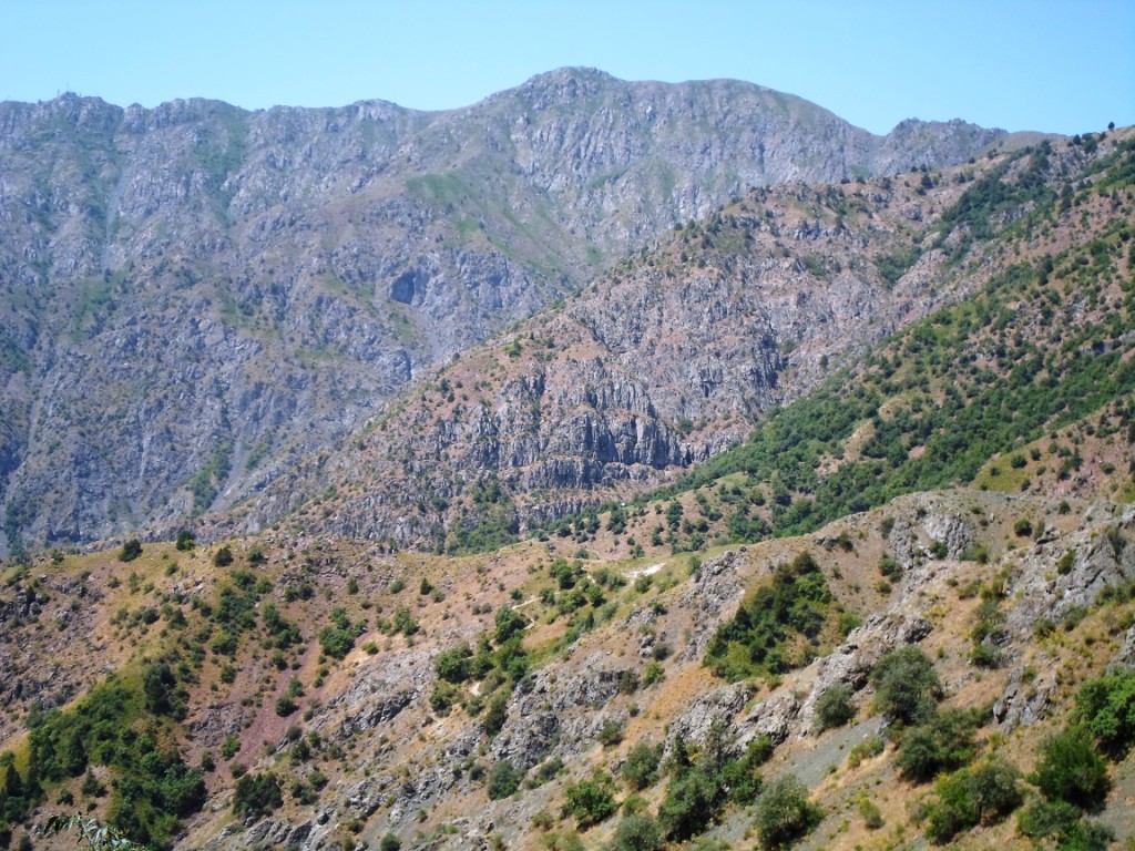 Горы варзоба