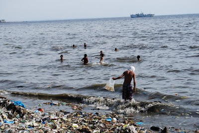 pollution images info - Water Pollution in Manila Bay,Philippines