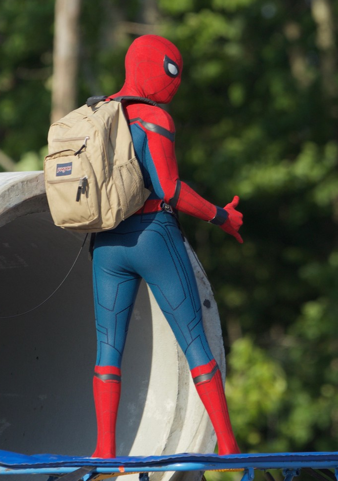 Download Spider Man 3 Pictures Tom Holland Background