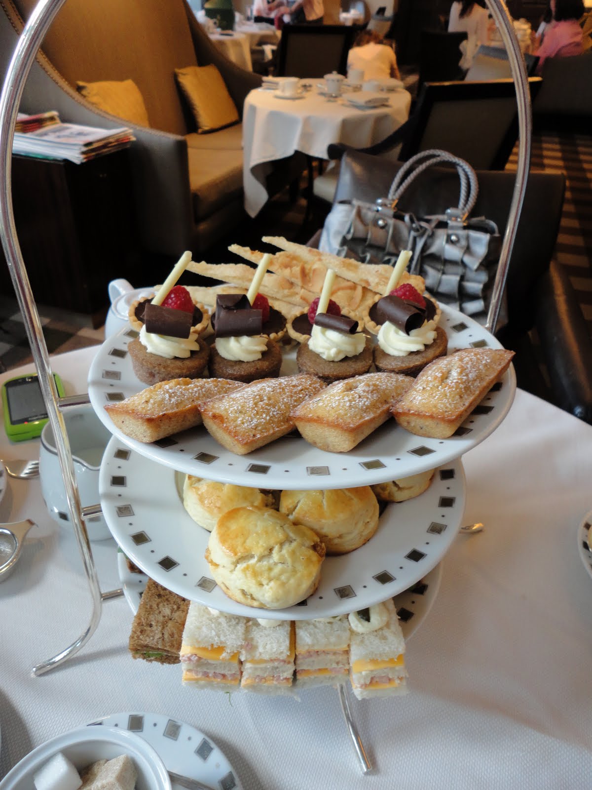 henhaochiTO: Mother's Day High Tea