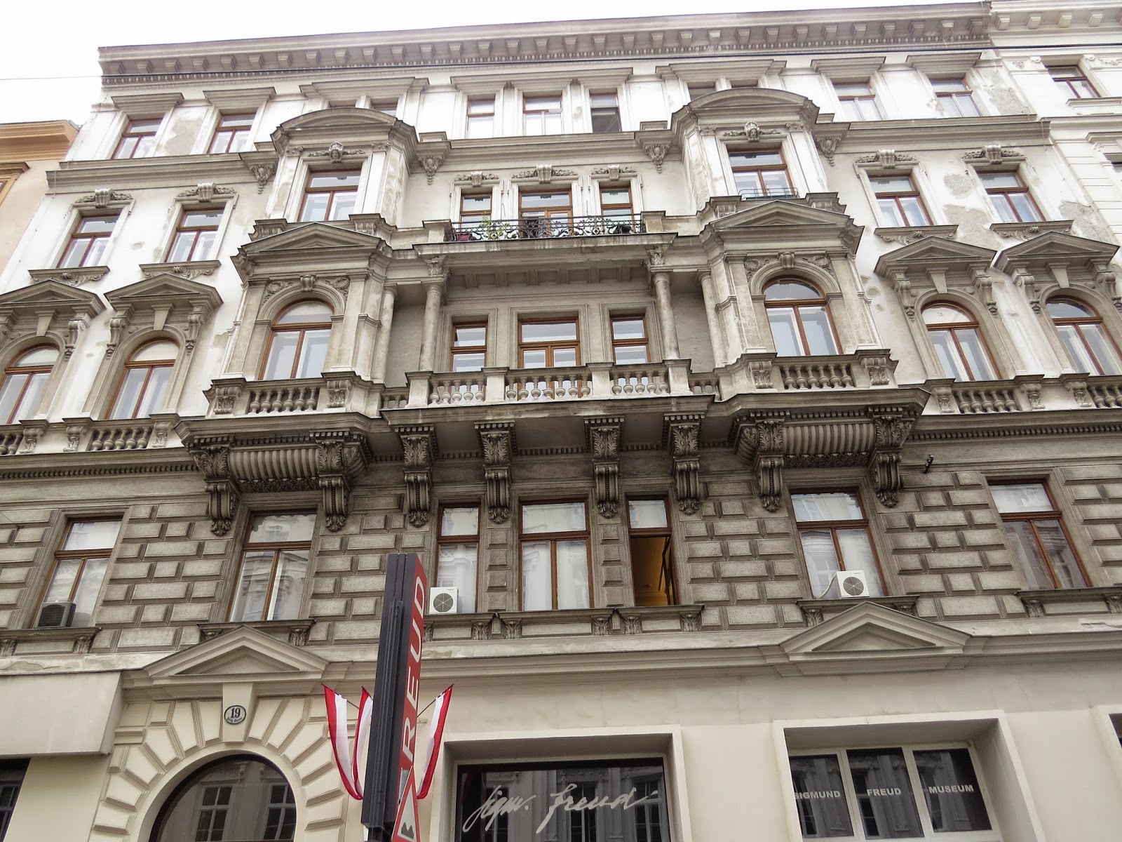 El Acorazado Cin filo Le Cuirass Cin phile Casa De Freud Viena