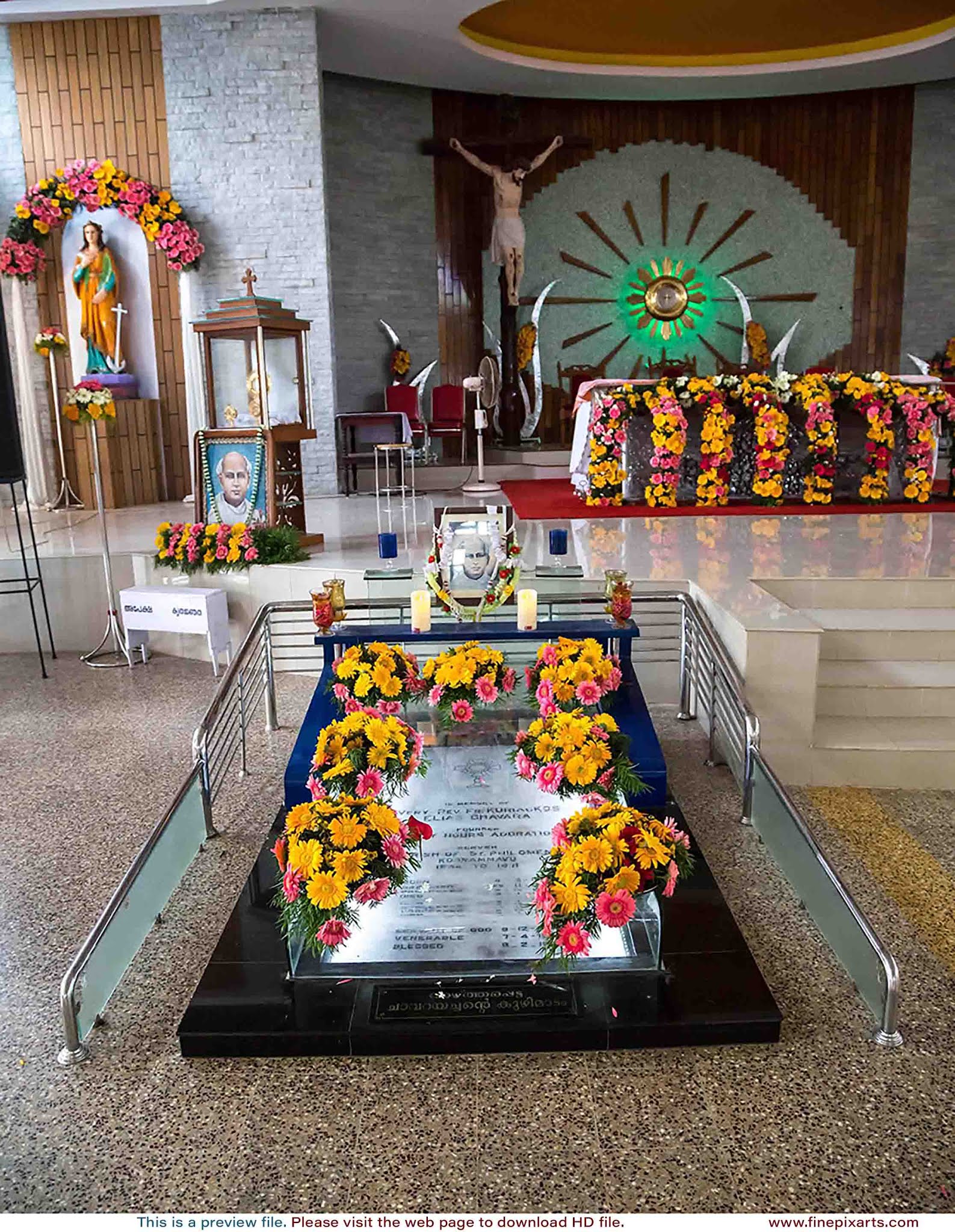 St. Kuriakose Elias Chavara's first tomb Koonammavu 001