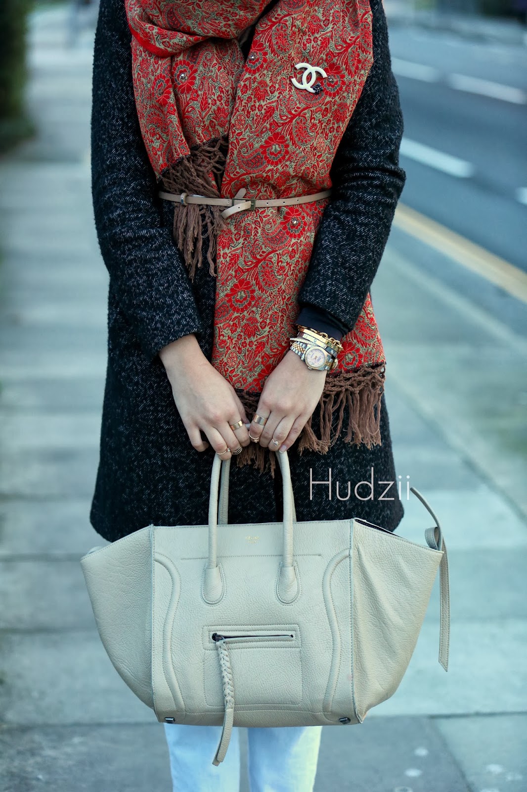 Diaries of a hybrid fashion blogger: ~ That big turkish shawl....