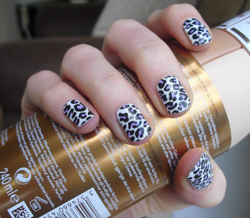 Diamonds & Pearls: Nails Inc - nail wraps♥