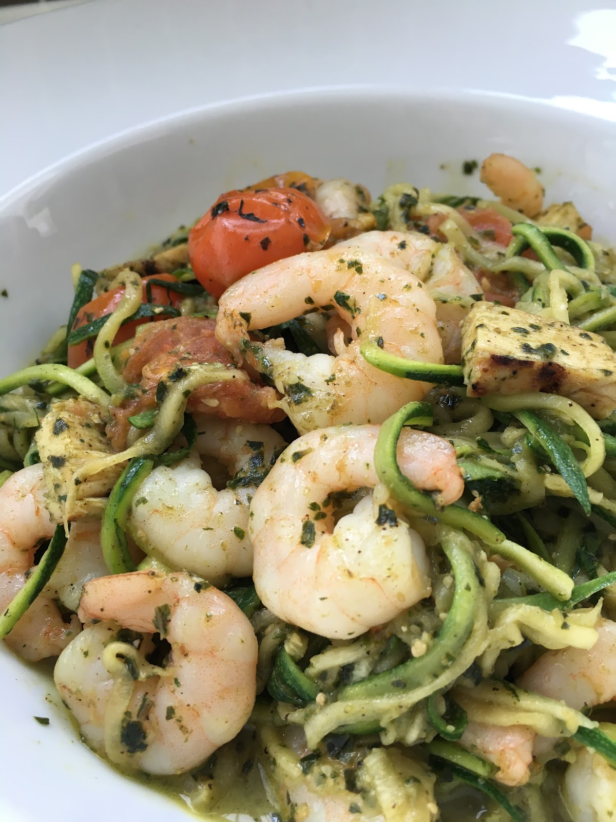 pepsakoy Sautéed Prawns & Zoodles with Pesto Sauce