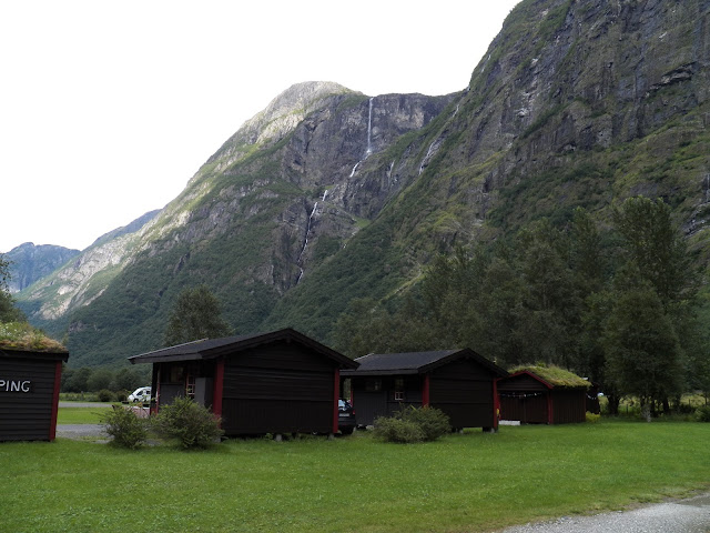 Fiordos Noruegos - Oslo (14 días por nuestra cuenta) Agosto 2013 - Blogs de Noruega - Día 5 (Bryggen, Vos, Gudvangen) (8)