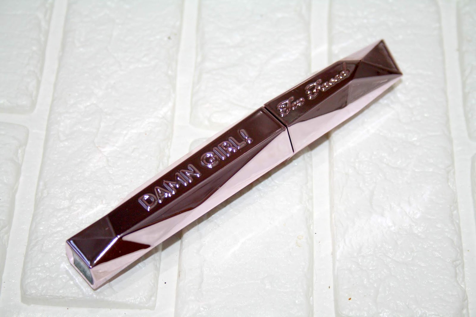 Beautyqueenuk | A UK Beauty and Lifestyle Blog: Too Faced Damn Girl Mascara